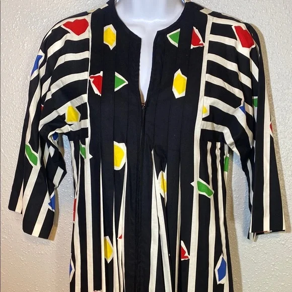 VNTG Neiman Marcus Black and White Midi Dress with Crew Neck - Picture 4 of 7